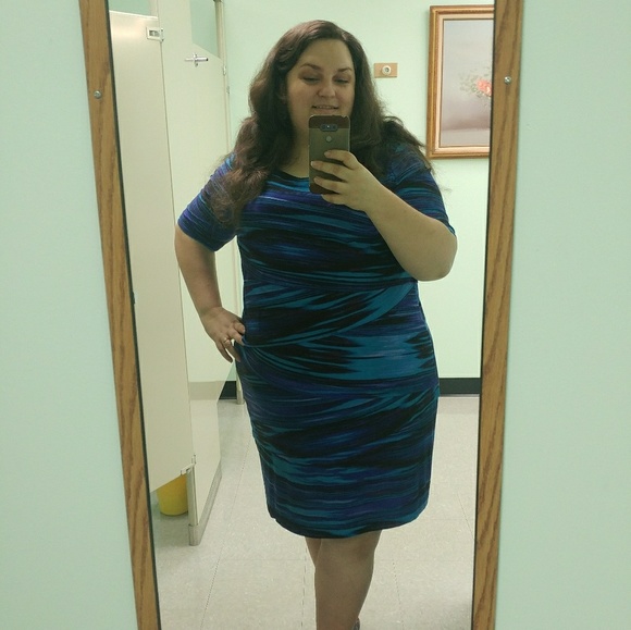 Meet your Posher, Jeans&Silks - Picture 2 of 3